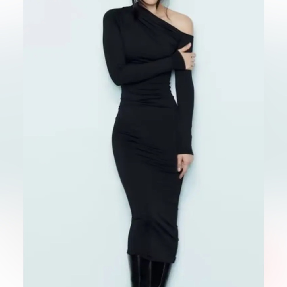 Brand New Stretchy dress